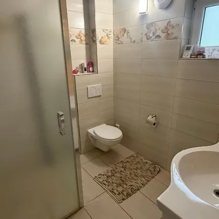 Σαλέ Pod Loukou *