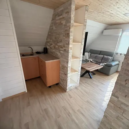 Σαλέ Pod Loukou